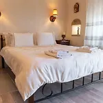 Appartamento Historic In The Heart Of The *