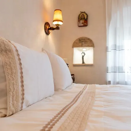 Historic In The Heart Of The Apartment